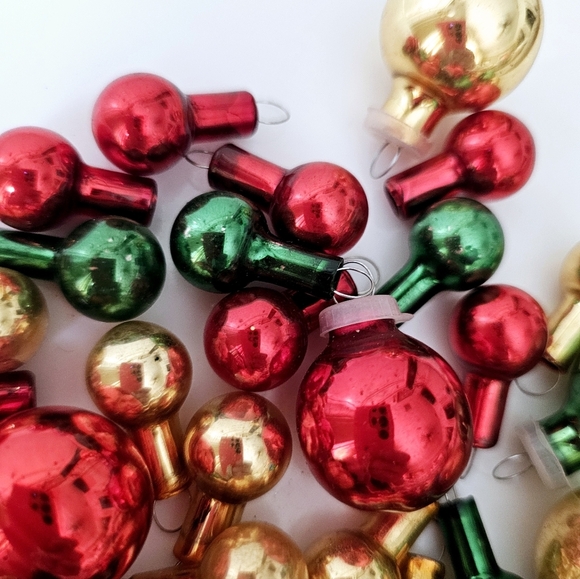 Vintage Miniature mercury glass Christmas balls Mixture Red Green Blue Gold - Picture 6 of 7